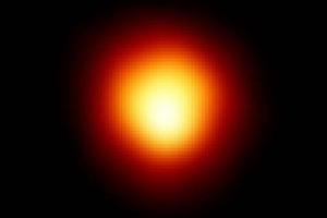 Bélelgeuse vue par le HST