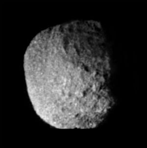 Protée vu par Voyager 2 lors de son passage le 25 août 1989