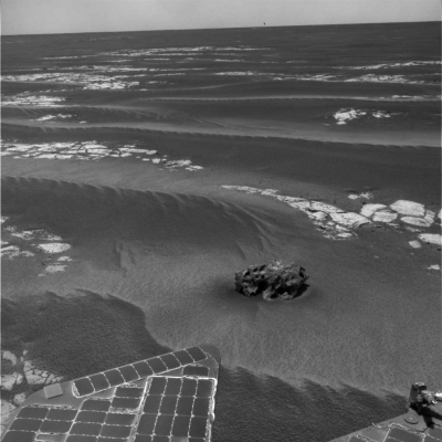 La roche photographiée par Opportunity sur Mars est une météorite ferreuse baptisée Shelter Island.