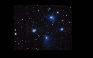 NGC 1432 (M45) : la photographie permet de capter beaucoup plus d'informations qu'à l'oeil nu
