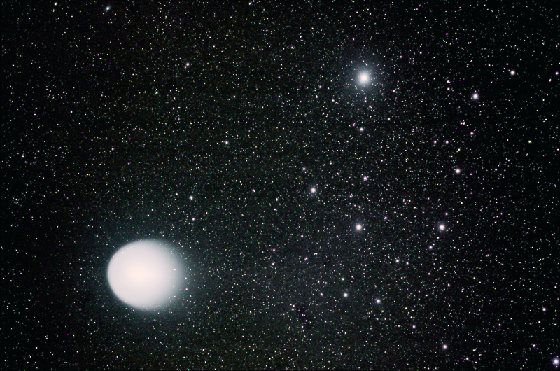 Cometa 17P/Holmes e Melotte 20 (associação OB3 de Perseu) 