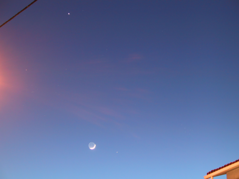 Lua, Júpiter e Saturno em 25-Abr-2001 21:04