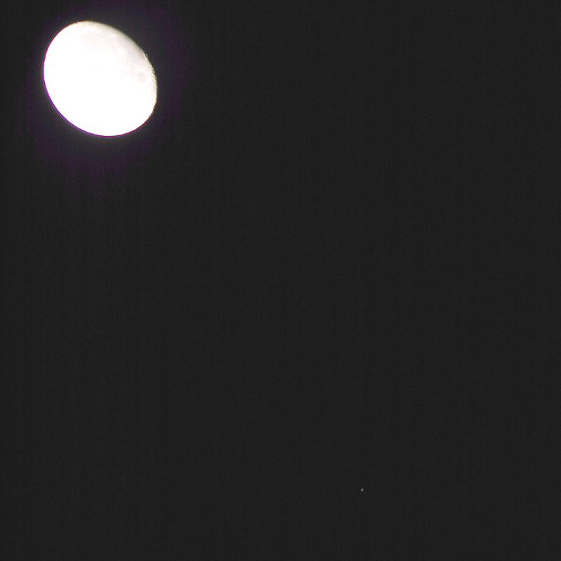 Saturno e a Lua 19:24 UTC