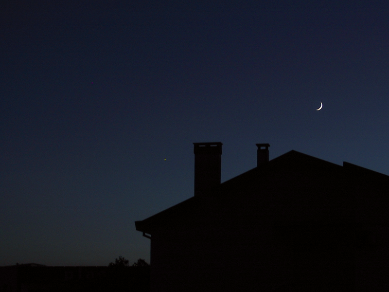 Lua e Vénus em 09-Setembro-2002 19:27 UTC
