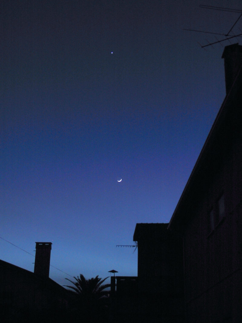 Lua e Vénus - 18:53 UTC