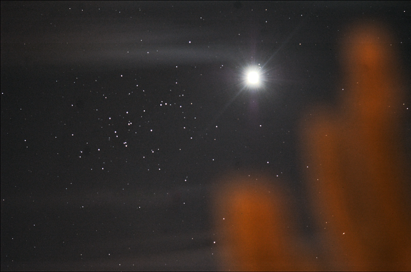 Vénus e Messier 44 22:05 UTC