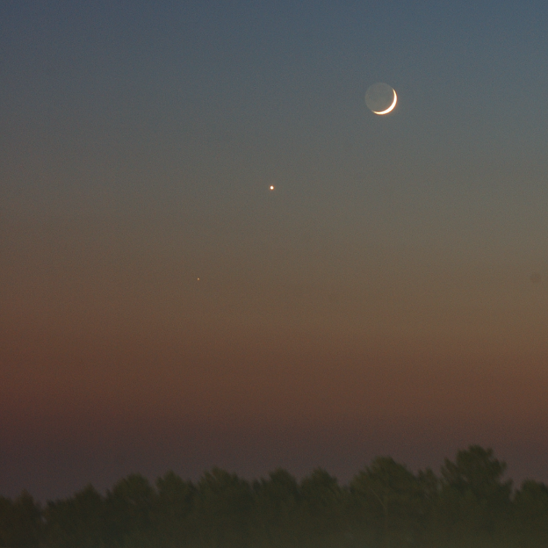Conjunção Mercúrio, Vénus e Lua