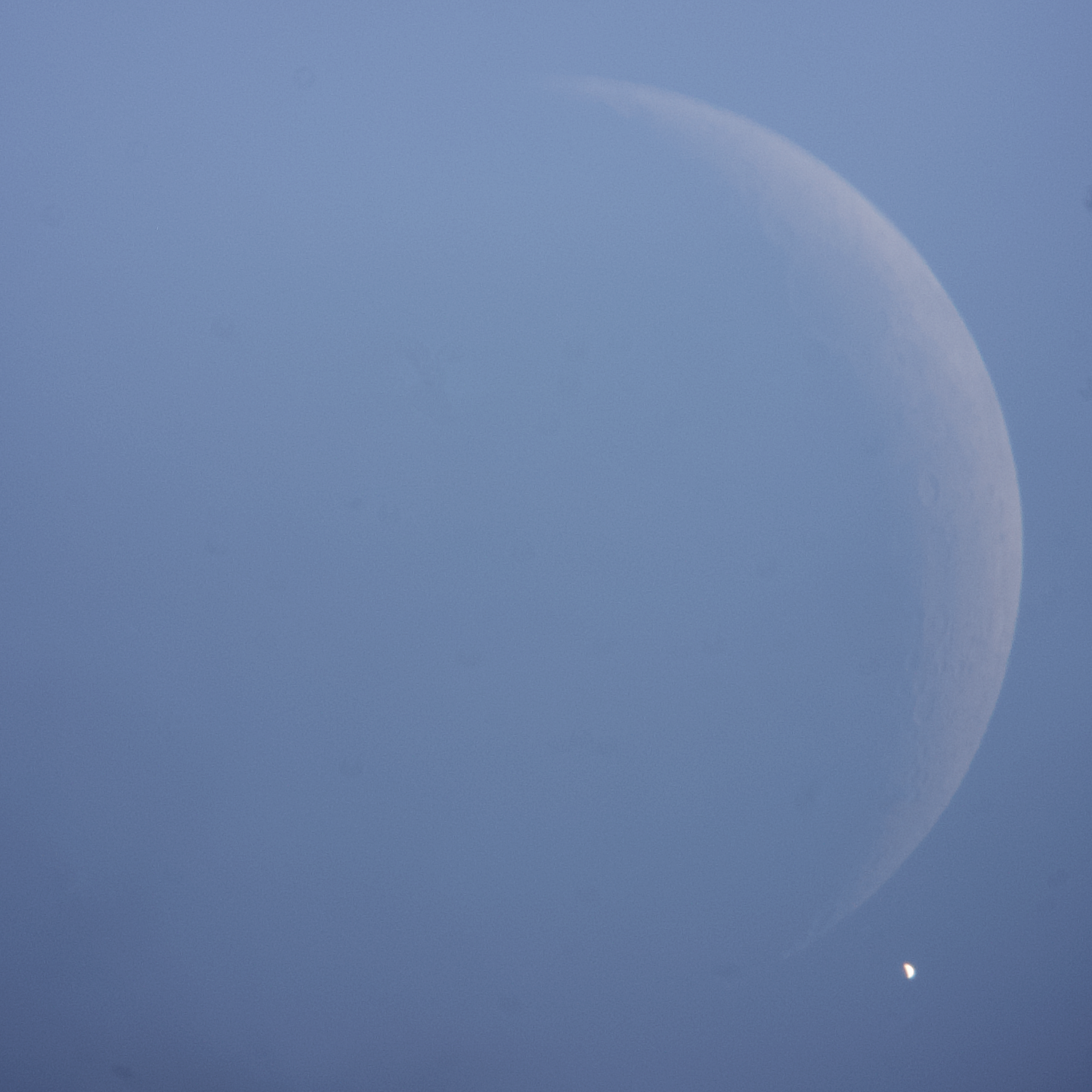 Vénus e Lua 14:44 UTC