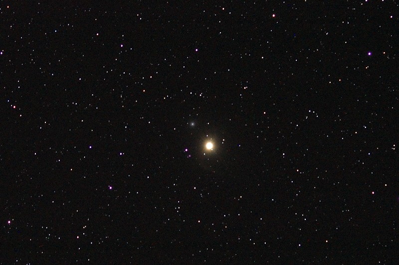 NGC 404 e Mirach 