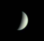 Vénus photographié le 17 avril 2004 par Ron Wayman avec un télescope Meade LX 200 GPS de 200 mm d'ouverture équipé d'un oculaire grand champ de courte focale.