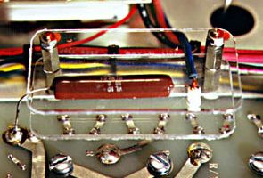 The glitch resistor installed in a SB-200 amplifier.