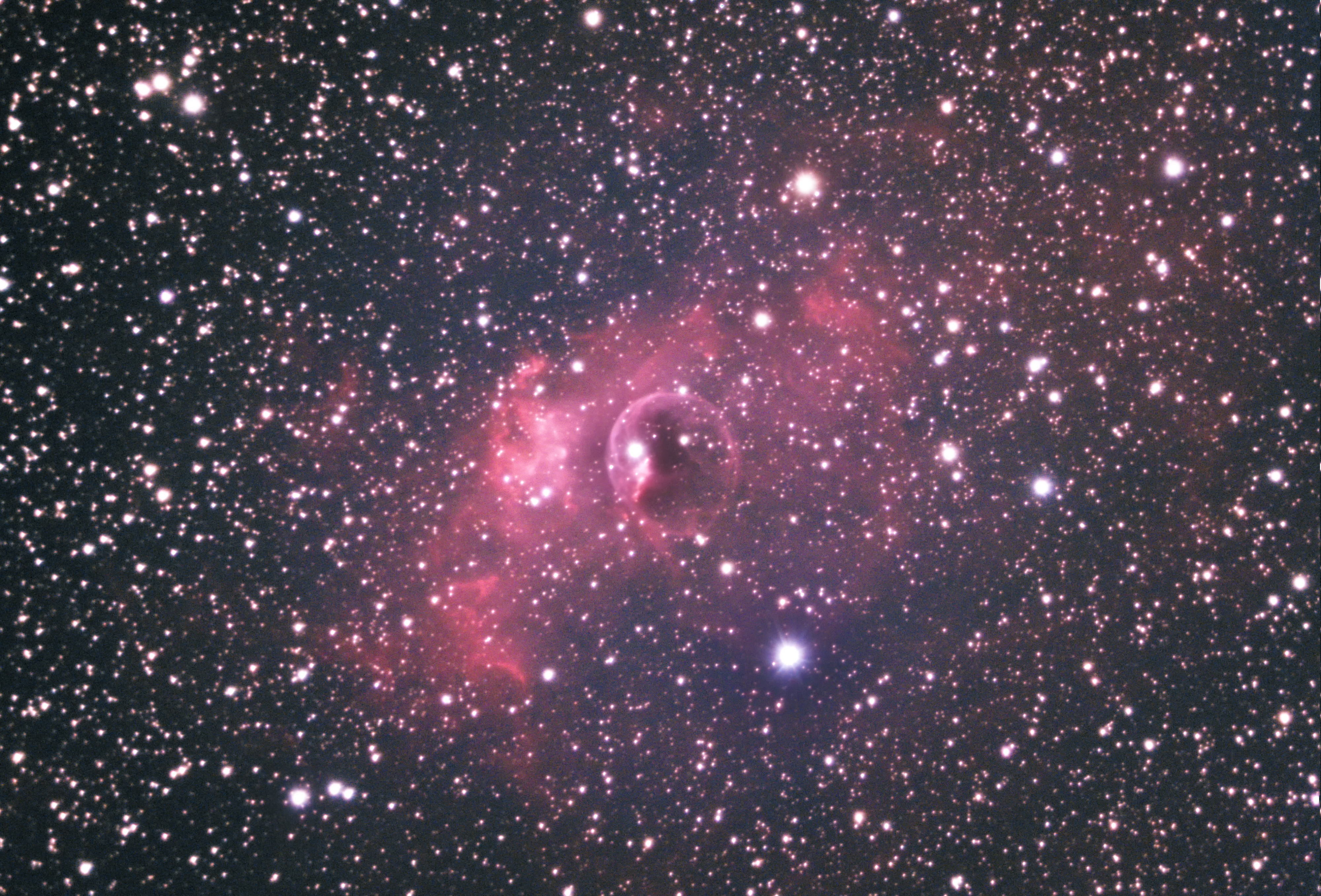 large.NGC_7635_C9-ASI1600MC_20180714.jpg.42e985298888eade8a06fbfc01f2d28c.jpg