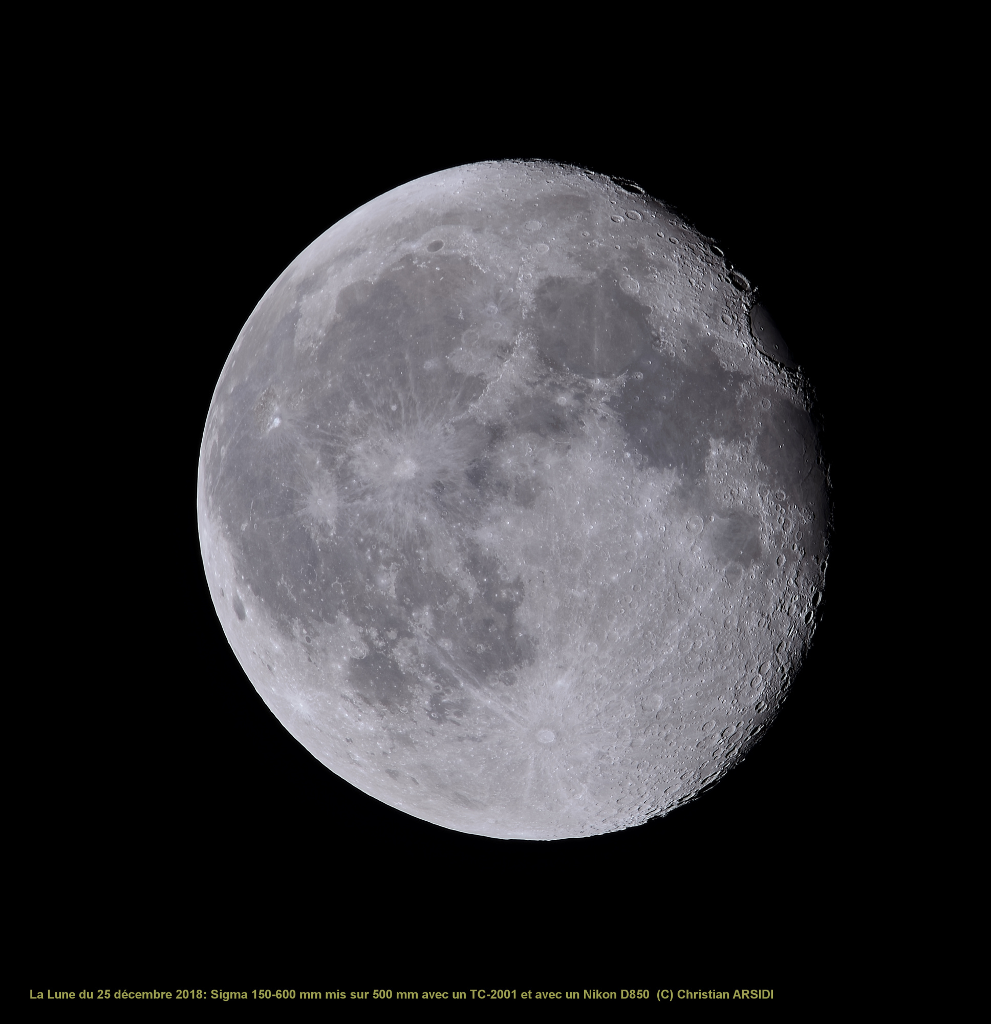 La Lune 30 Images recadrée_DxO-1 1 JPEG.jpg