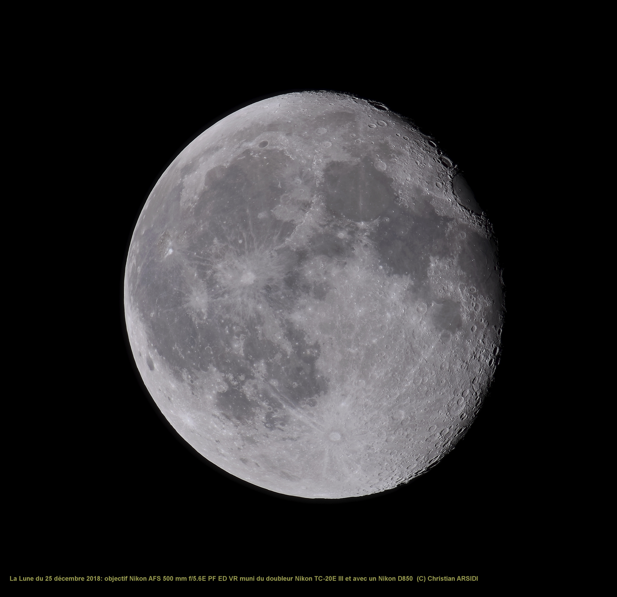 La Lune 30 images MF V2 recadrée_DxO 1  100% TTB JPEG.jpg