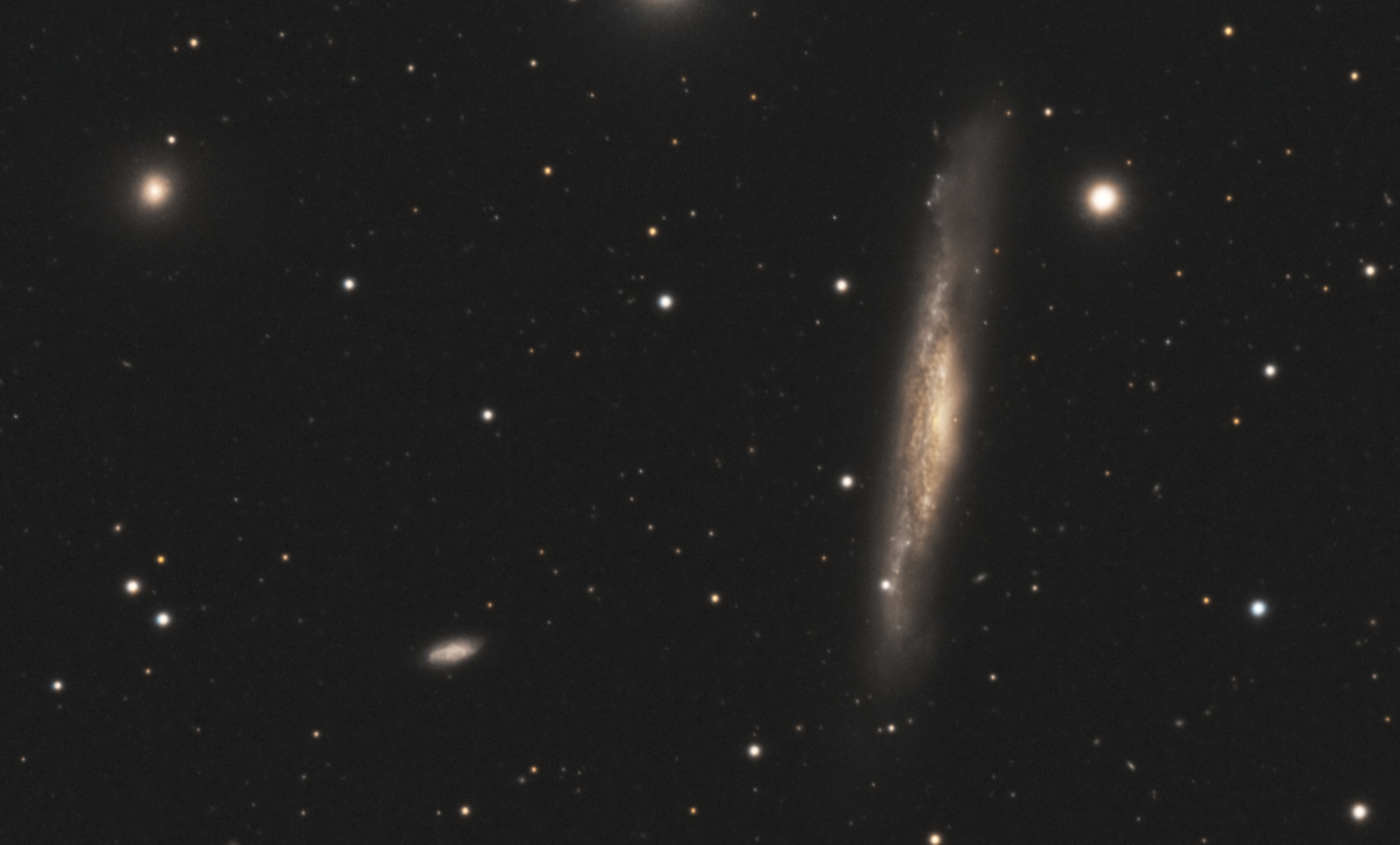 NGC_3079_crop.thumb.jpg.e4130f03211fc3be7650d4b999ea3bfc.jpg