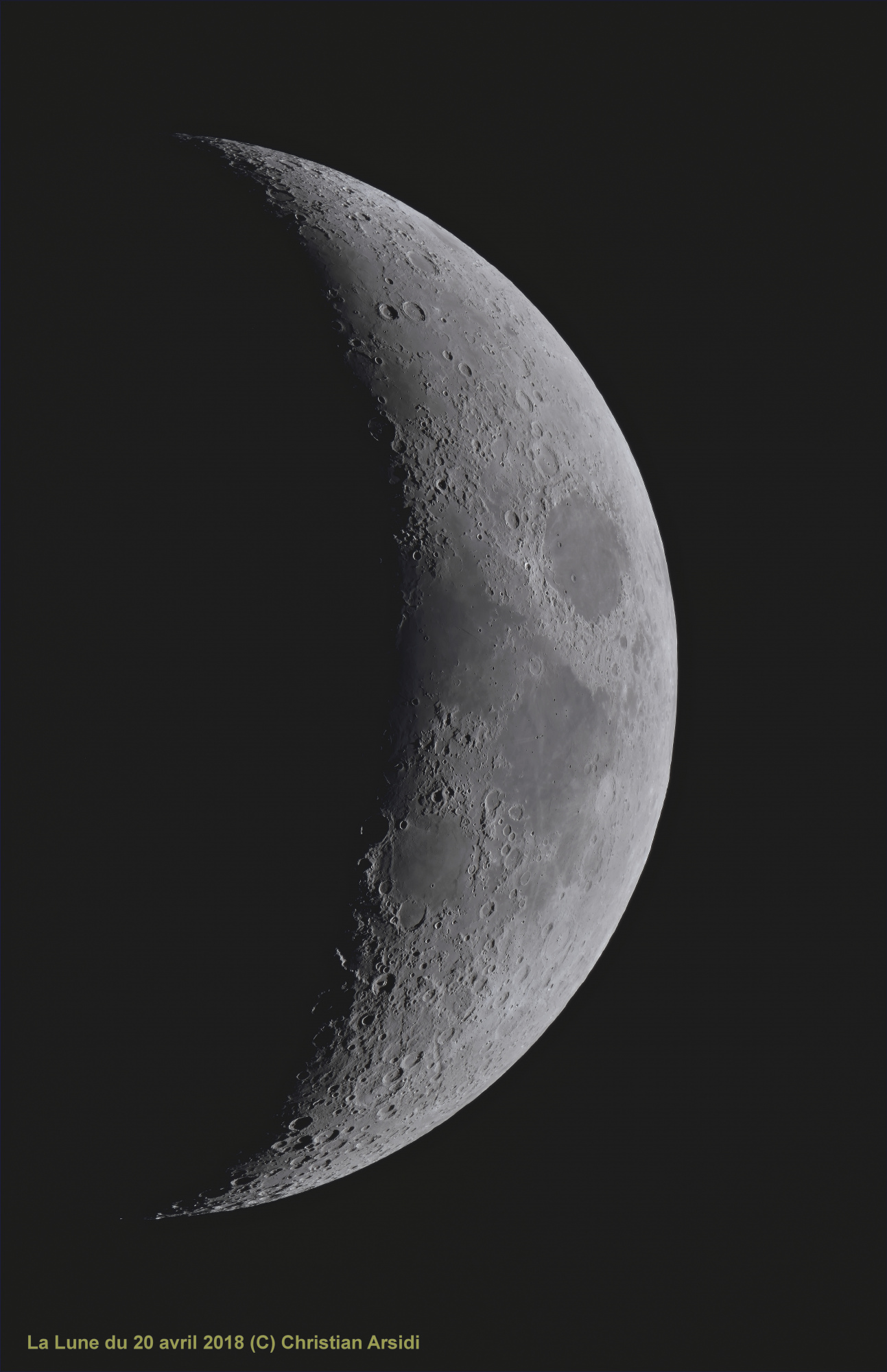 La Lune 35 images traitée_DxO-1 1 JPEG V 2.jpg