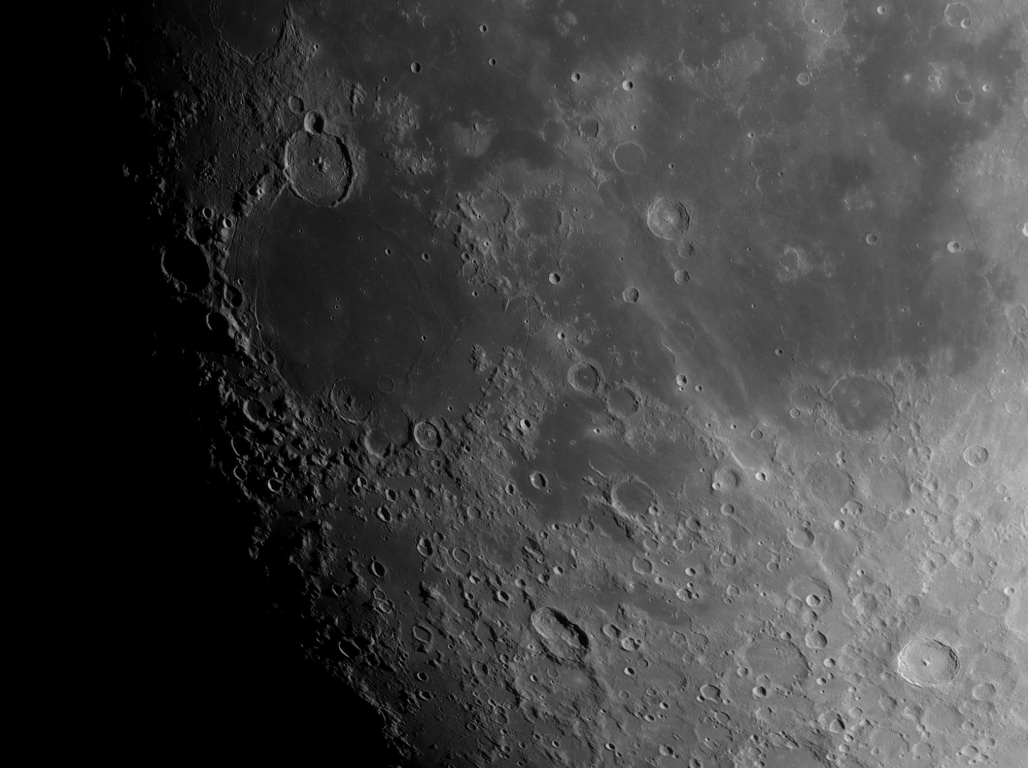 Lune-20200404_02AS.jpg