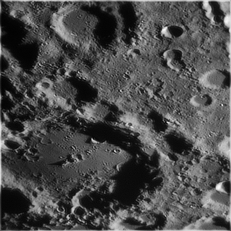 2020-11-23-1902_3-L-Moon_lapl6_ap169_R6AS_maginus.png.064e784ea3fdd57a1f517059995a284e.png