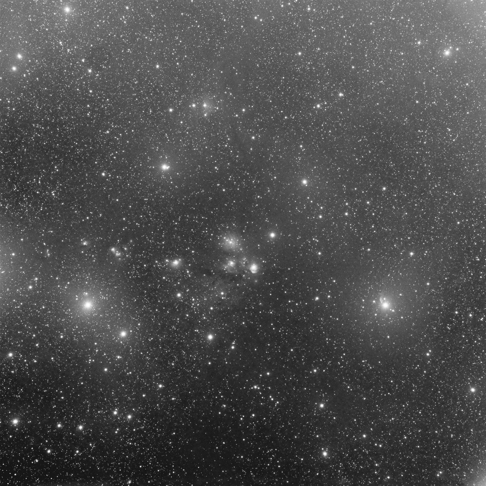 NGC2170 ITN 22012 T09 T127680 FLI LUM 10MN FIN.jpg