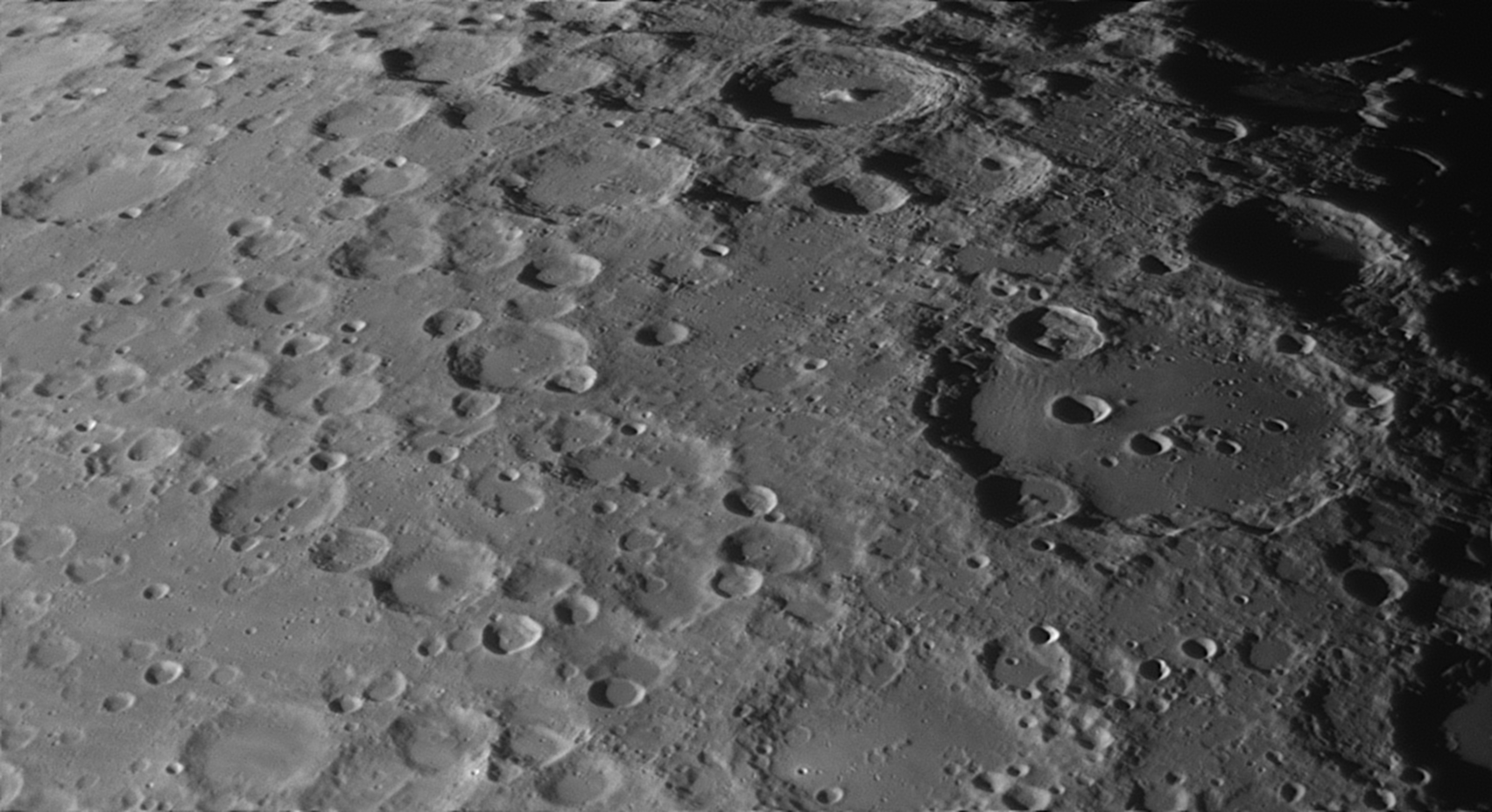 Clavius.png.9559baed235f3566a58318785bff33e1.png