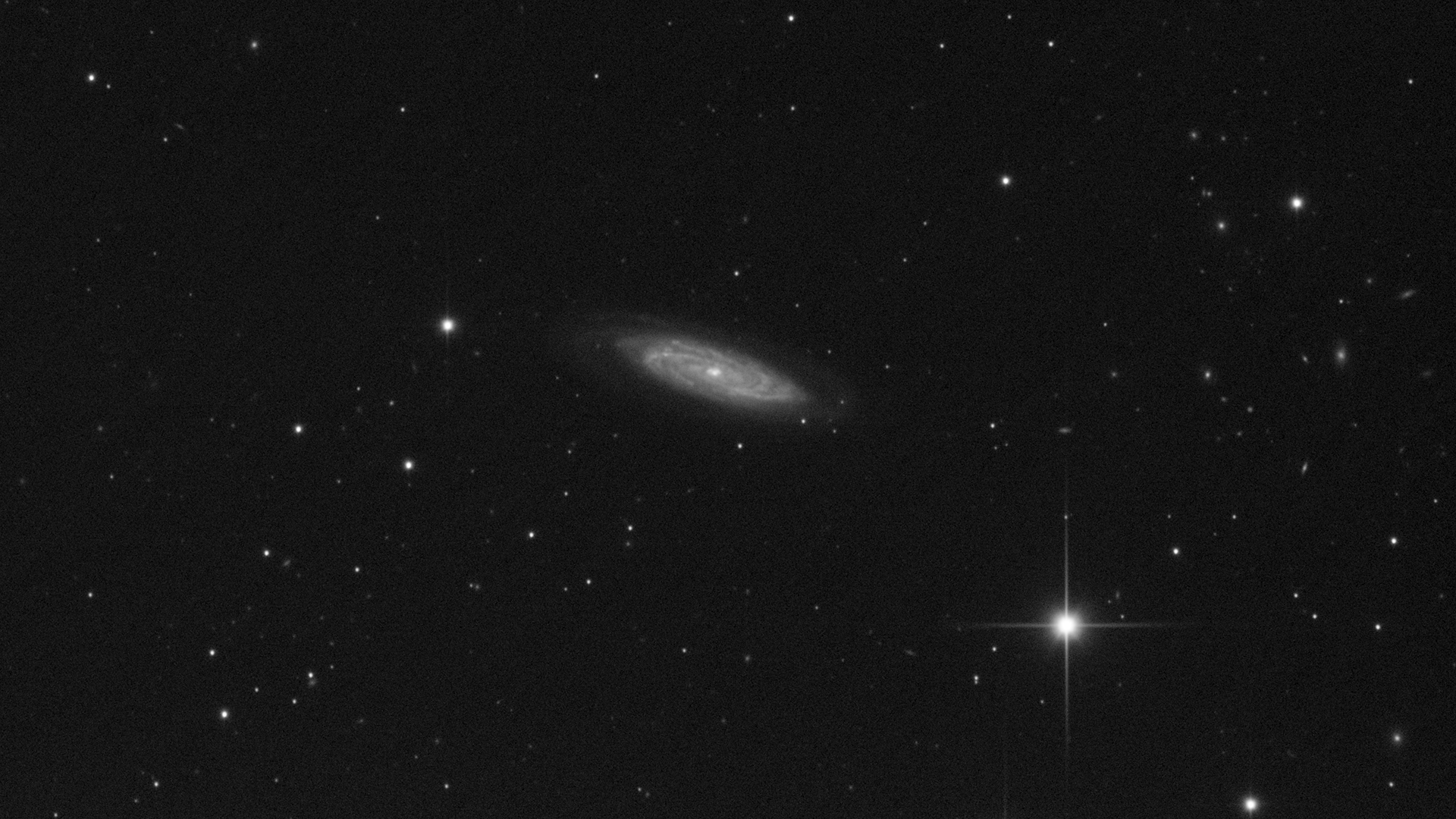 r_pp_NGC4100_stacked.png.15f12b8b1dd81fe1af752e99b7b4185c.png