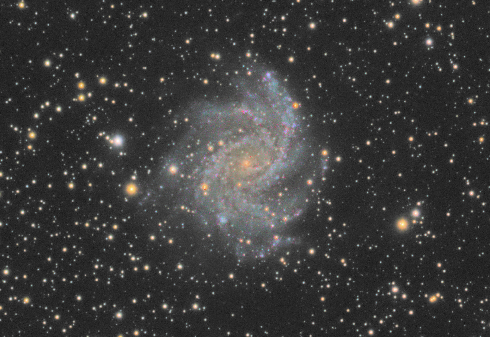 60c53659ee4de_NGC6946Crop.thumb.jpg.f55339795860f9a54d8943113f360b33.jpg