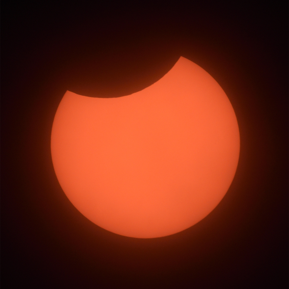 Eclipse_part_Soleil-20210610-02AS.jpg.fdc71c1176785eed3bd97251bbb99a13.jpg