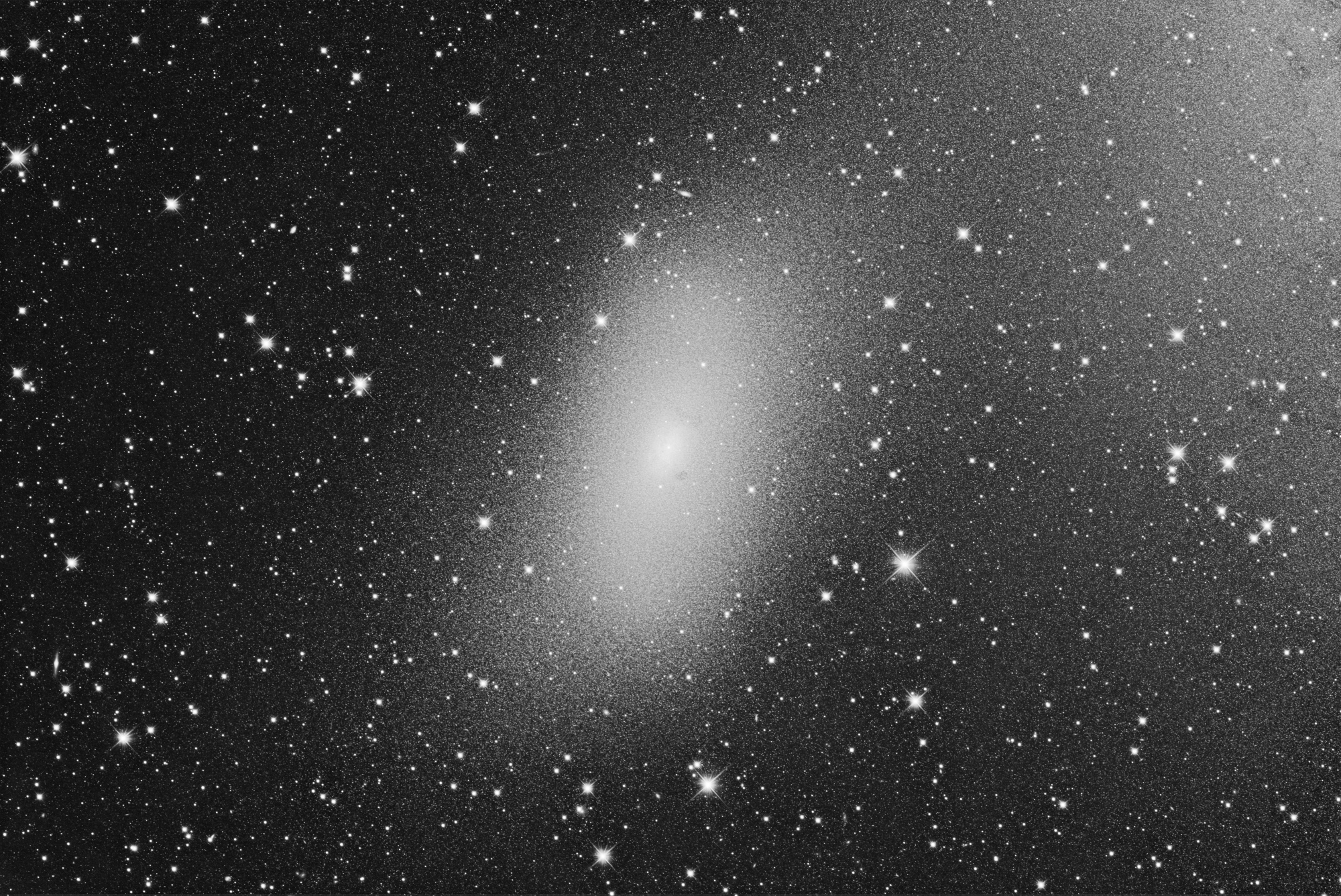 NGC-205-pour-serge-finale-6000-NB.jpg