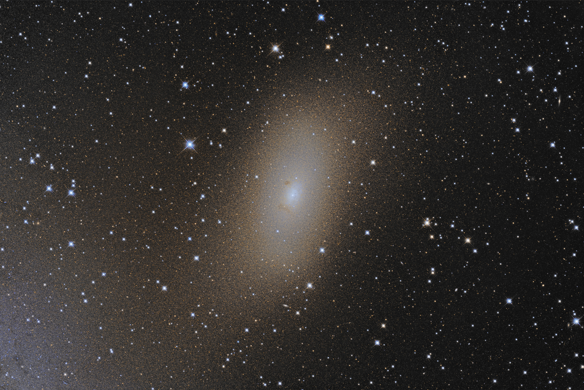 NGC_205_finale.thumb.jpg.84c9d15621b43ab250459ba2579904d3.jpg