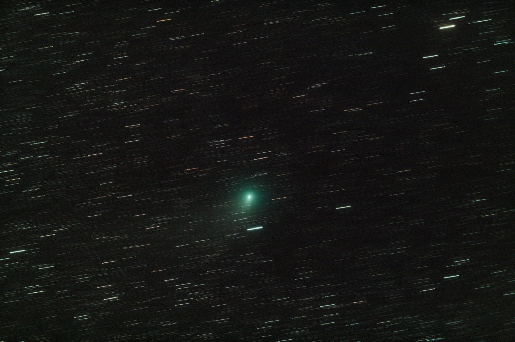 comete_E3_72ED.thumb.jpg.f78db31d39f4fe0b9299ce8055120cea.jpg