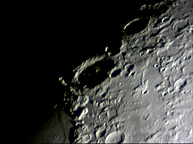 Mare Crisium, Cratère Cléomedes